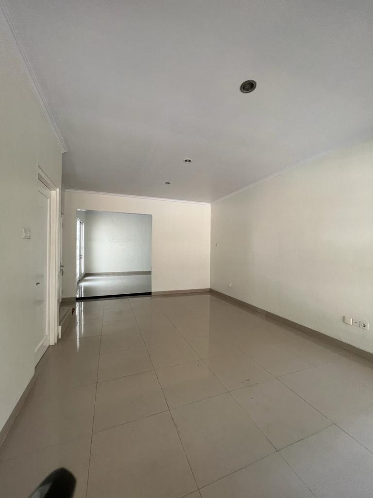 Rumah Disewakan di Cluster Ambrosia Lippo Cikarang